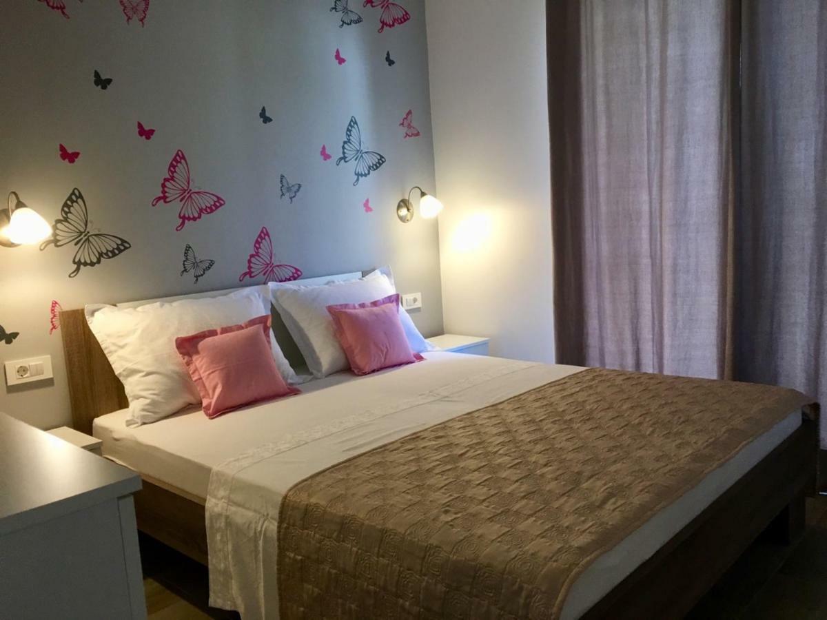 Apartments Lozina Drvenik  Kültér fotó